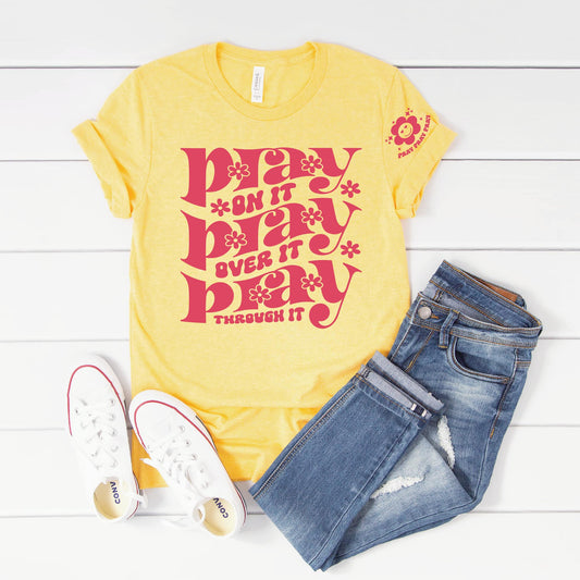Pray Pray Pray GRAPHIC TEE